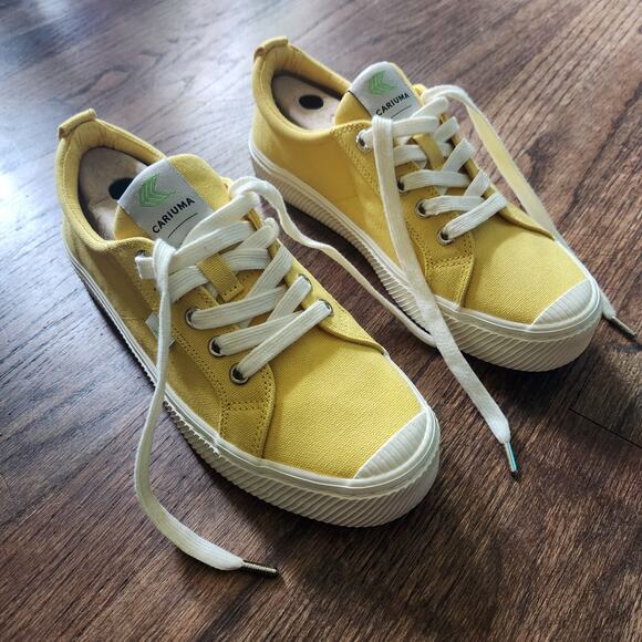 Cariuma size 8 Yellow OCA low canvas Sneakers - Picture 5 of 8
